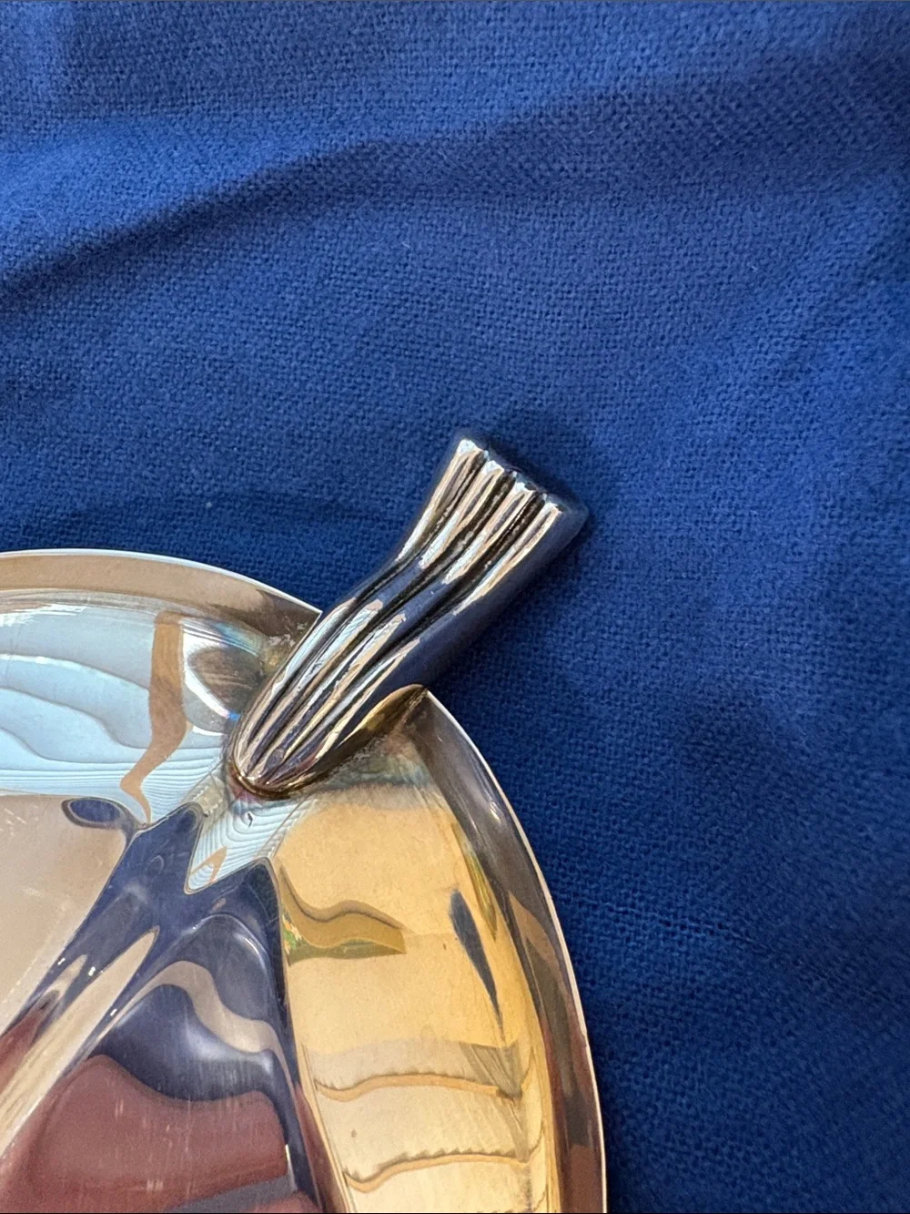 International Silver Decorative Leaf Tray 10”